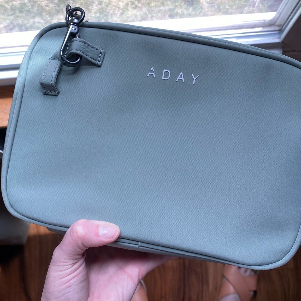 Aday En-Route Crossbody